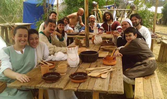 Vin concio, cipollata e cuturidd: quando a tavola va in scena il Medioevo